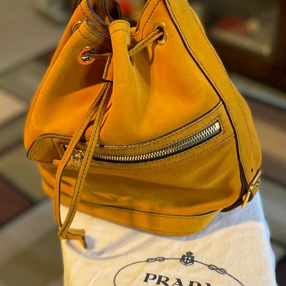 PRADA Vitello Daino Bucket Bag - Picture 1 of 11